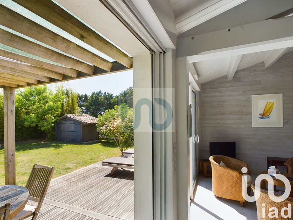 � vendre  Maison Saint-Martin-de-R� (17410)