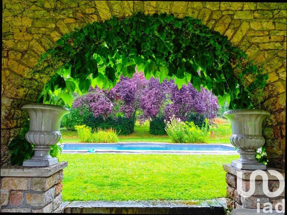 � vendre  Propri�t�/ch�teau Faverney (70160)