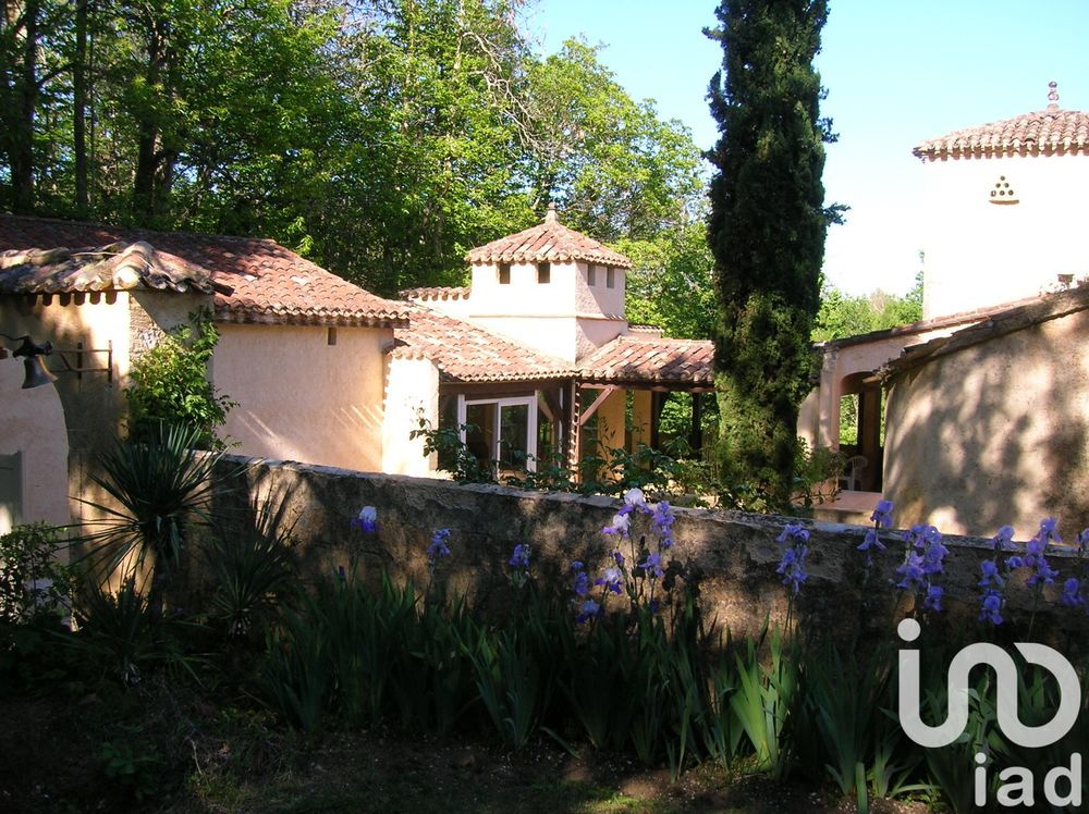 � vendre  Maison Mazeyrolles (24550)