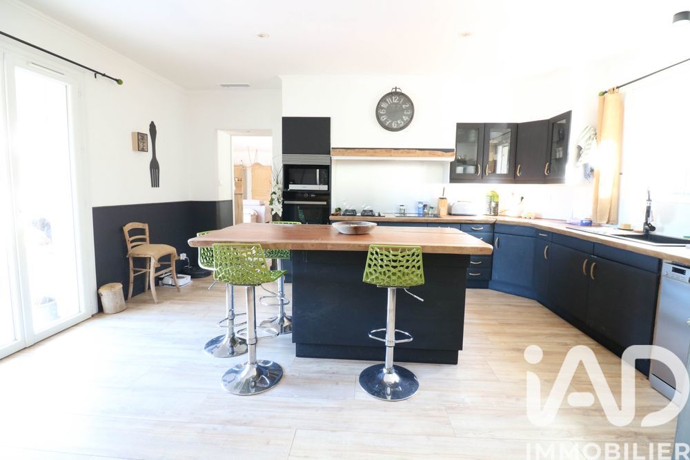 � vendre  Maison N�oules (83136)