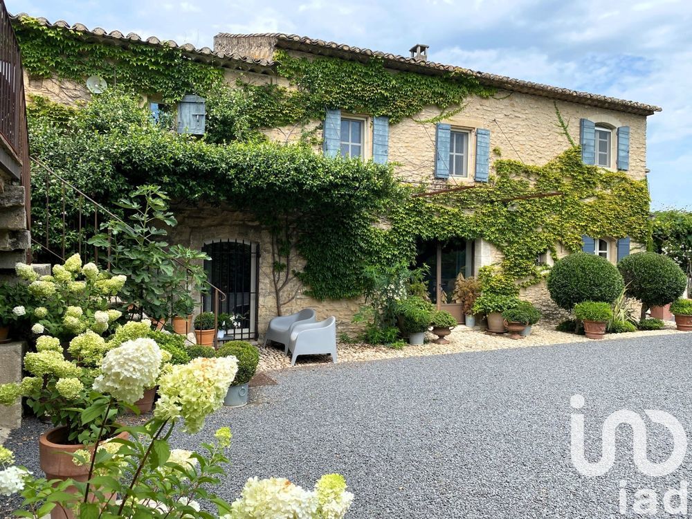 � vendre  Maison Gordes (84220)