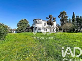  Maison � vendre 8 pi�ces 305 m�