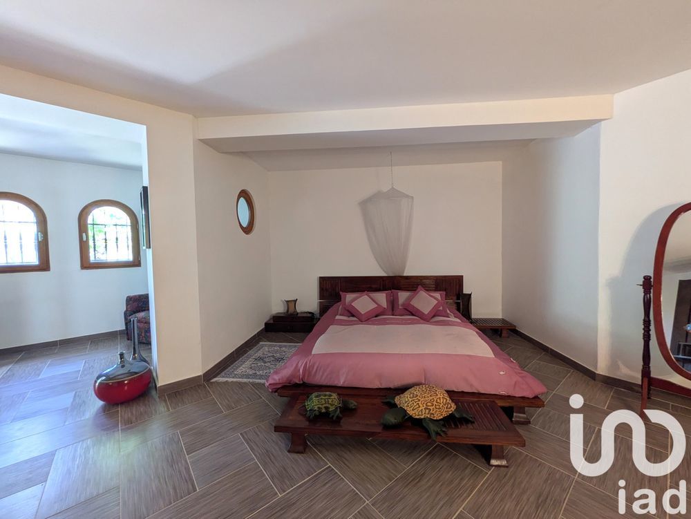 � vendre  Maison Bormes-les-Mimosas (83230)