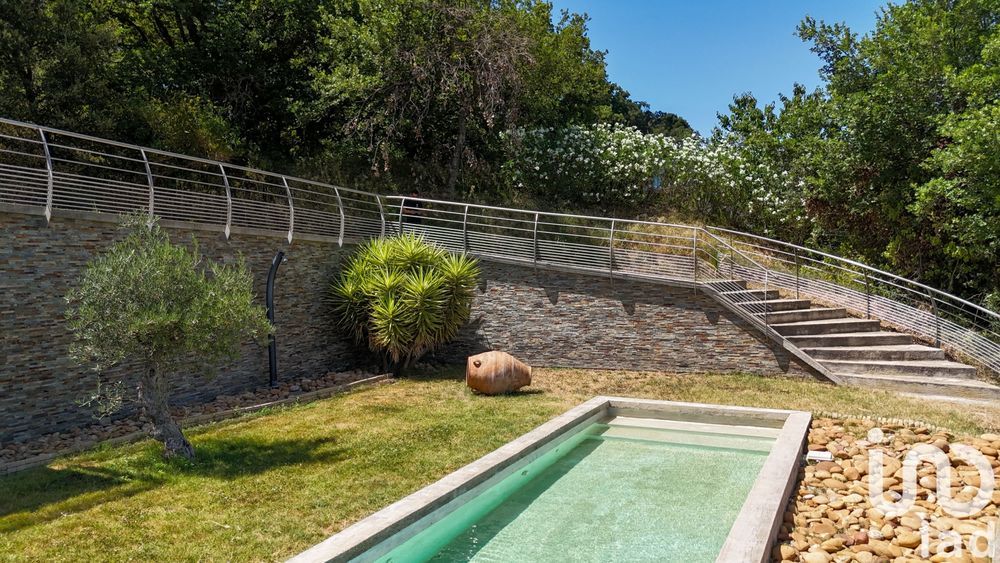 � vendre  Villa Rochefort-du-Gard (30650)