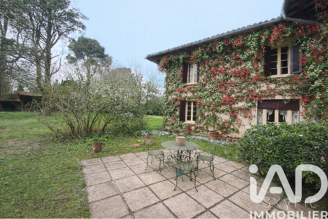   Vente Maison traditionnelle 6 pi�ces Maison - 6 pi�ce(s) - 271 m�