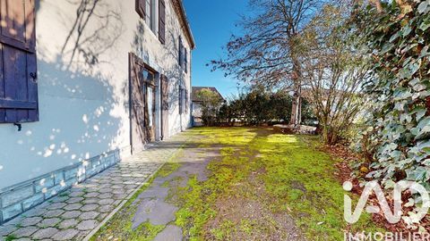   Vente Maison/villa 10 pi�ces Maison - 10 pi�ce(s) - 216 m�