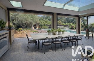  Maison � vendre 9 pi�ces 245 m�