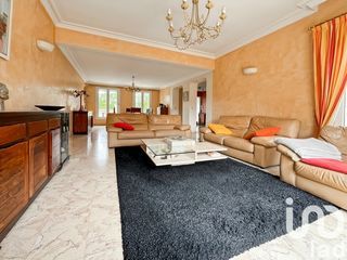  Maison � vendre 9 pi�ces 240 m�