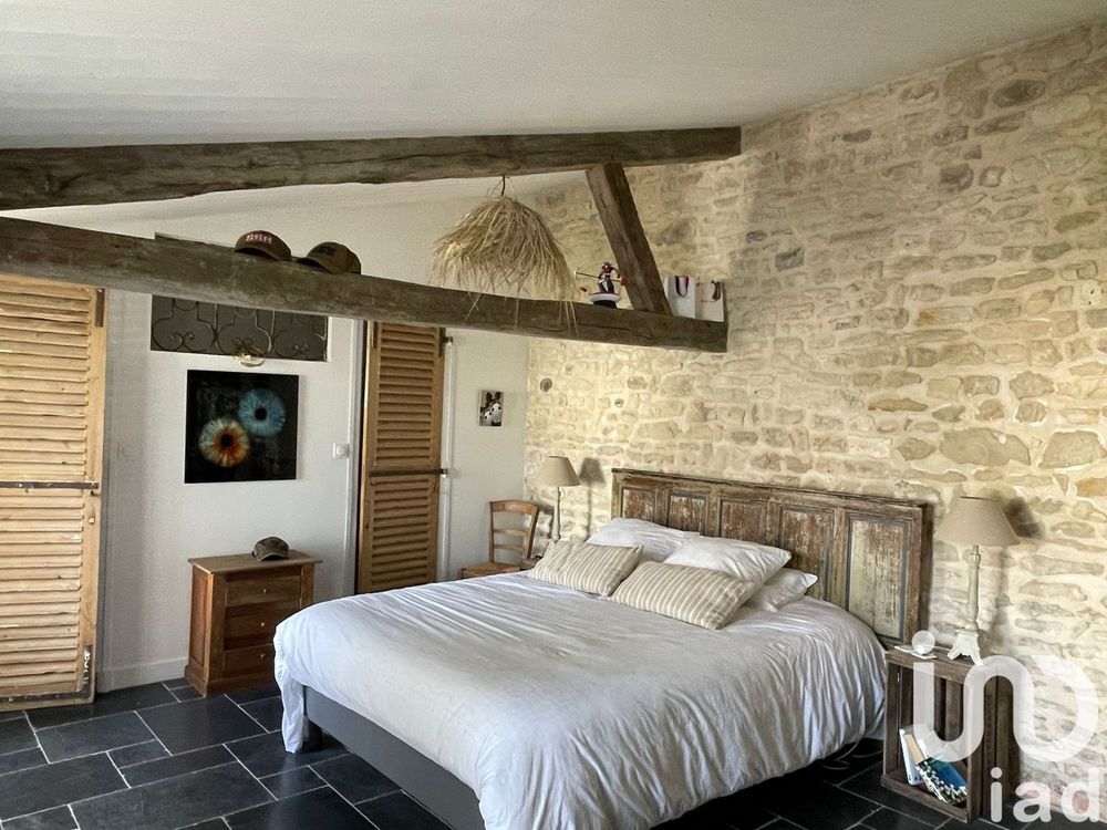 � vendre  Maison Saint-Martin-de-R� (17410)