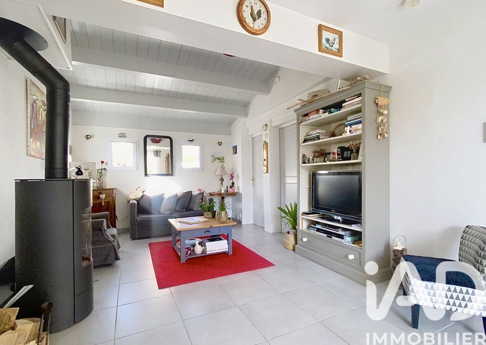 � vendre  Maison Le Bois-Plage-en-R� (17580)