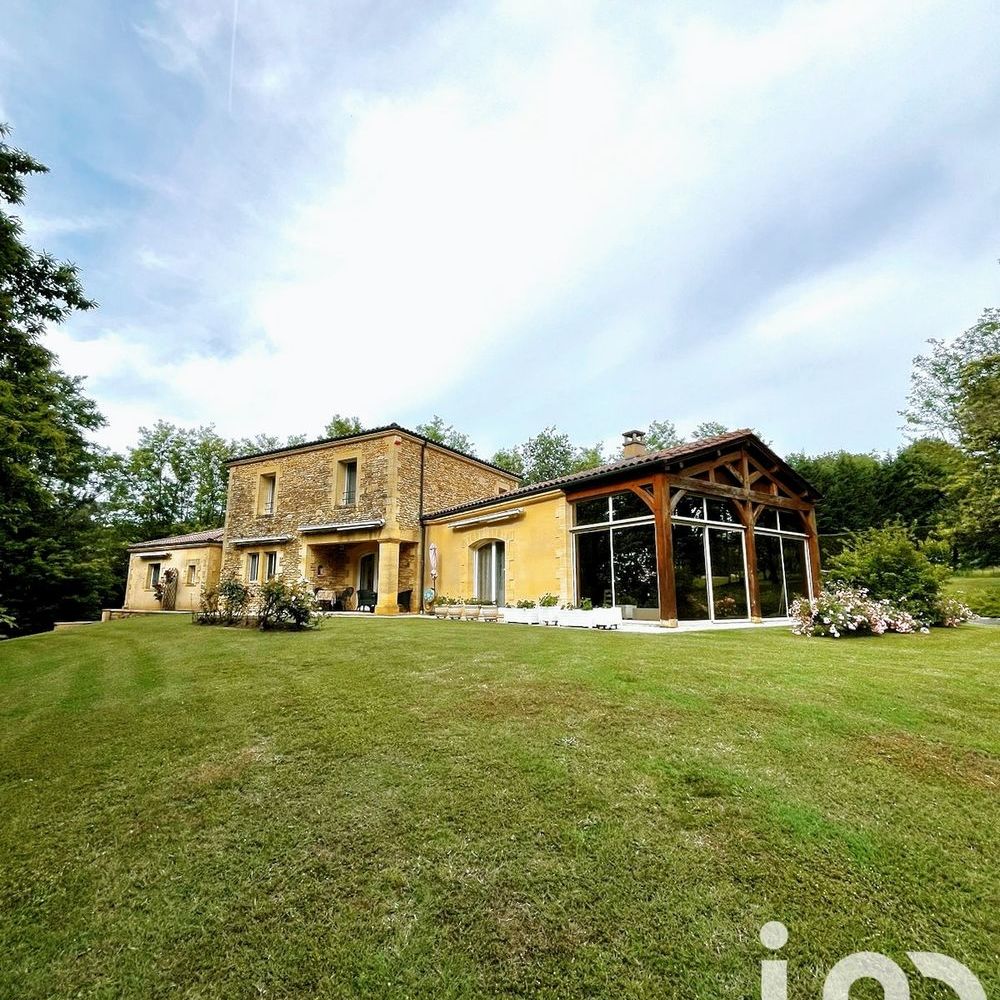 � vendre  Maison Marcillac-Saint-Quentin (24200)