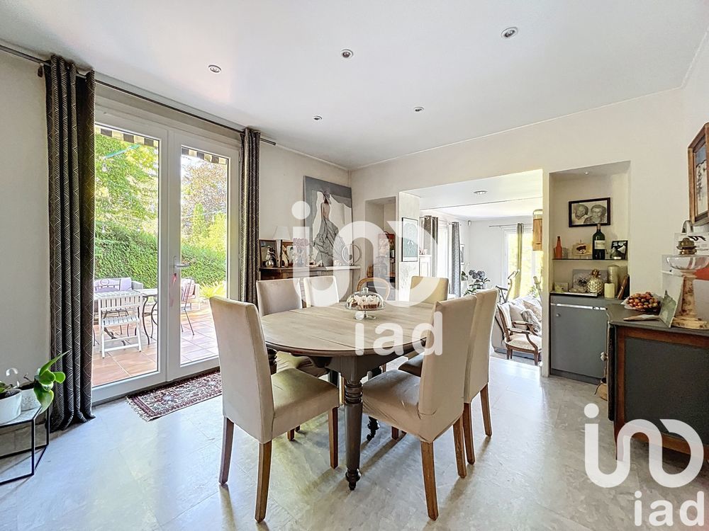 � vendre  Villa Lons-le-Saunier (39000)