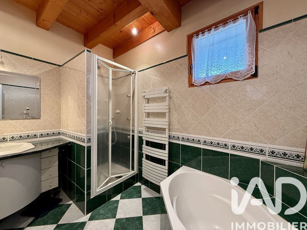 � vendre  Maison Chignin (73800)