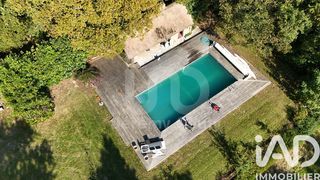  Maison � vendre 10 pi�ces 259 m�