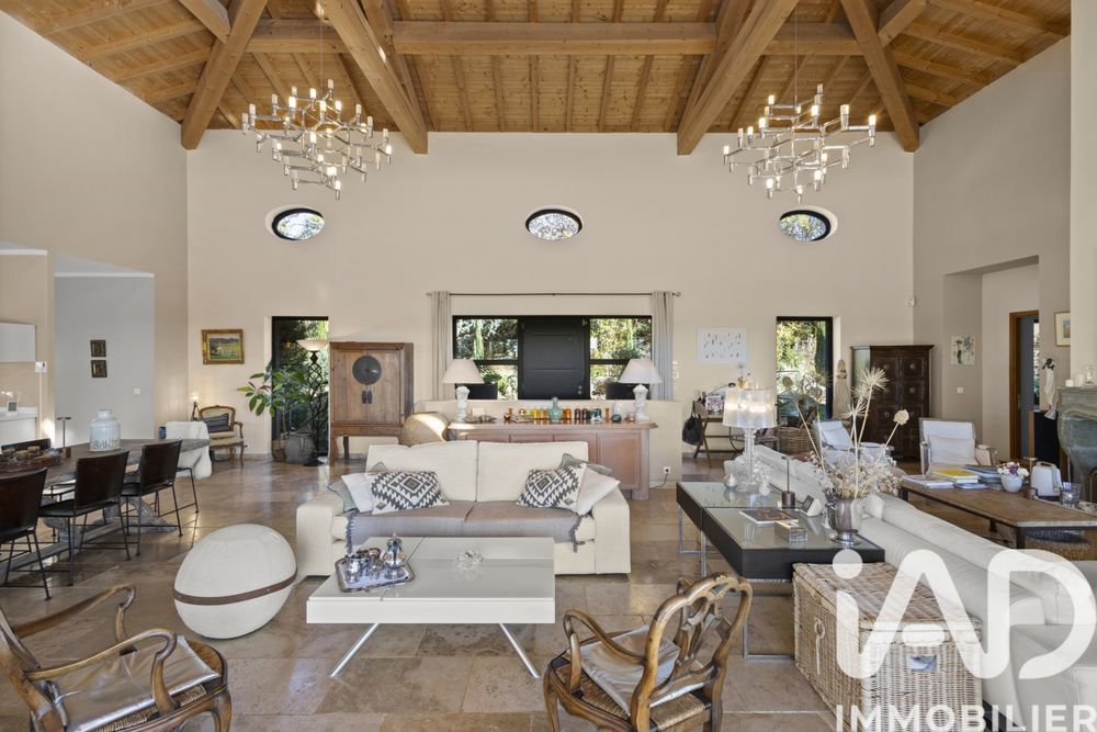 � vendre  Villa Aups (83630)