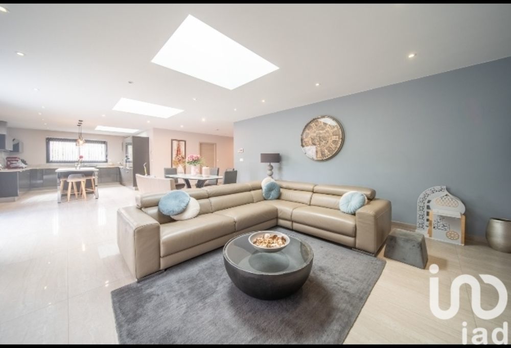 � vendre  Villa Thionville (57100)