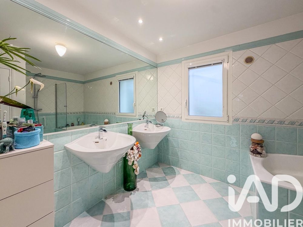 � vendre  Maison Saint-Rapha�l (83700)