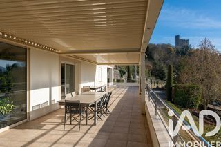  Maison � vendre 8 pi�ces 235 m�