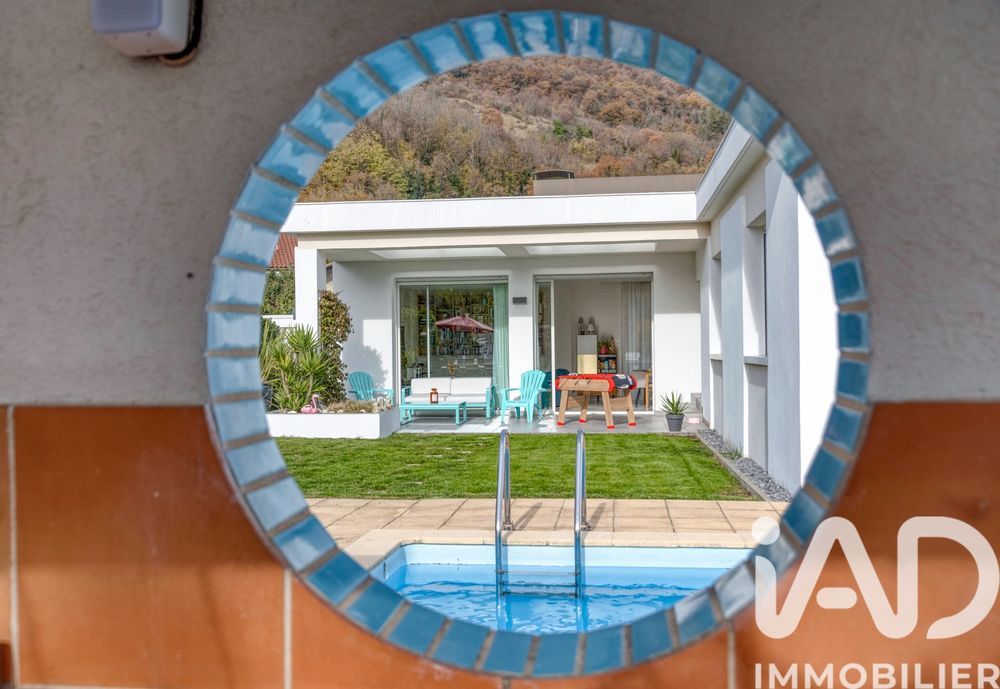 � vendre  Villa Crolles (38920)