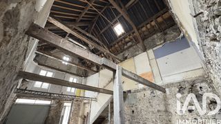  Immeuble � vendre 77 m�