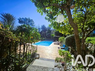  Maison � vendre 11 pi�ces 200 m�