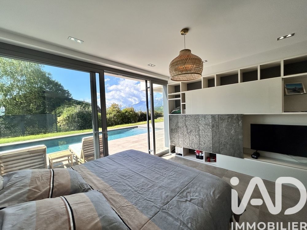 � vendre  Villa La Tronche (38700)