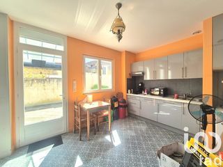  Immeuble � vendre 180 m�