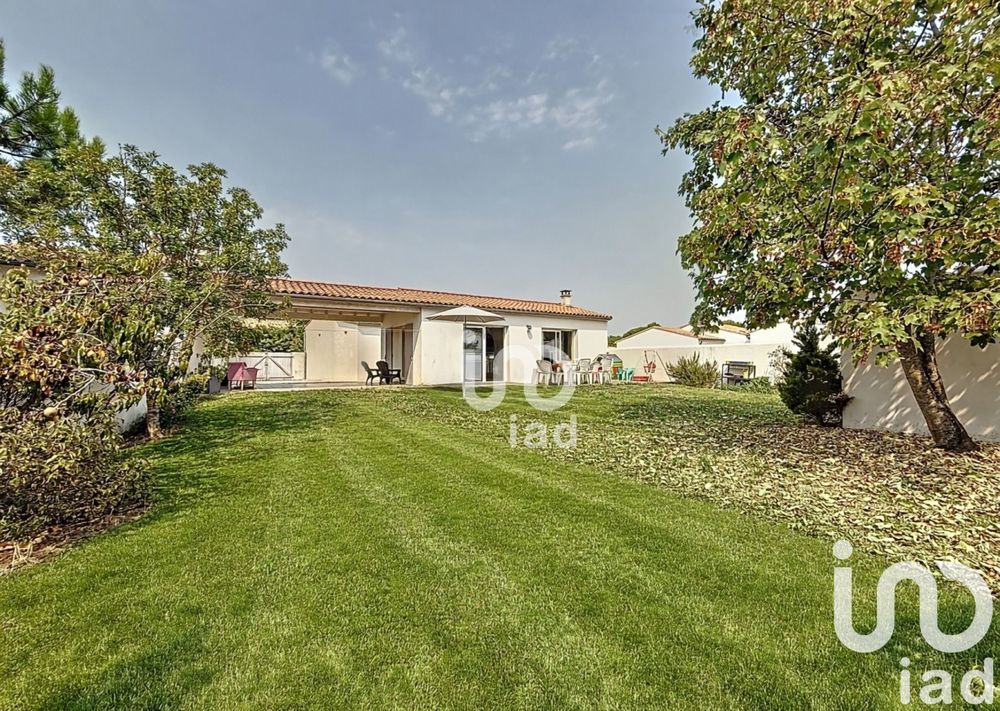 � vendre  Maison Le Bois-Plage-en-R� (17580)