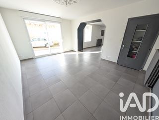  Immeuble � vendre 211 m�