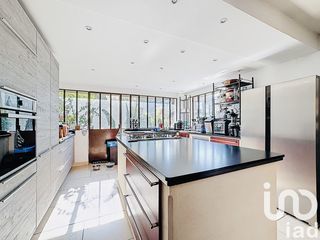  Maison � vendre 8 pi�ces 300 m�