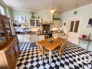  Maison � vendre 8 pi�ces 280 m�