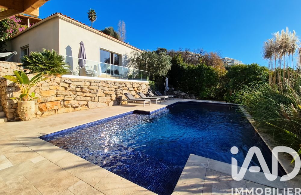 � vendre  Villa Nice (06200)
