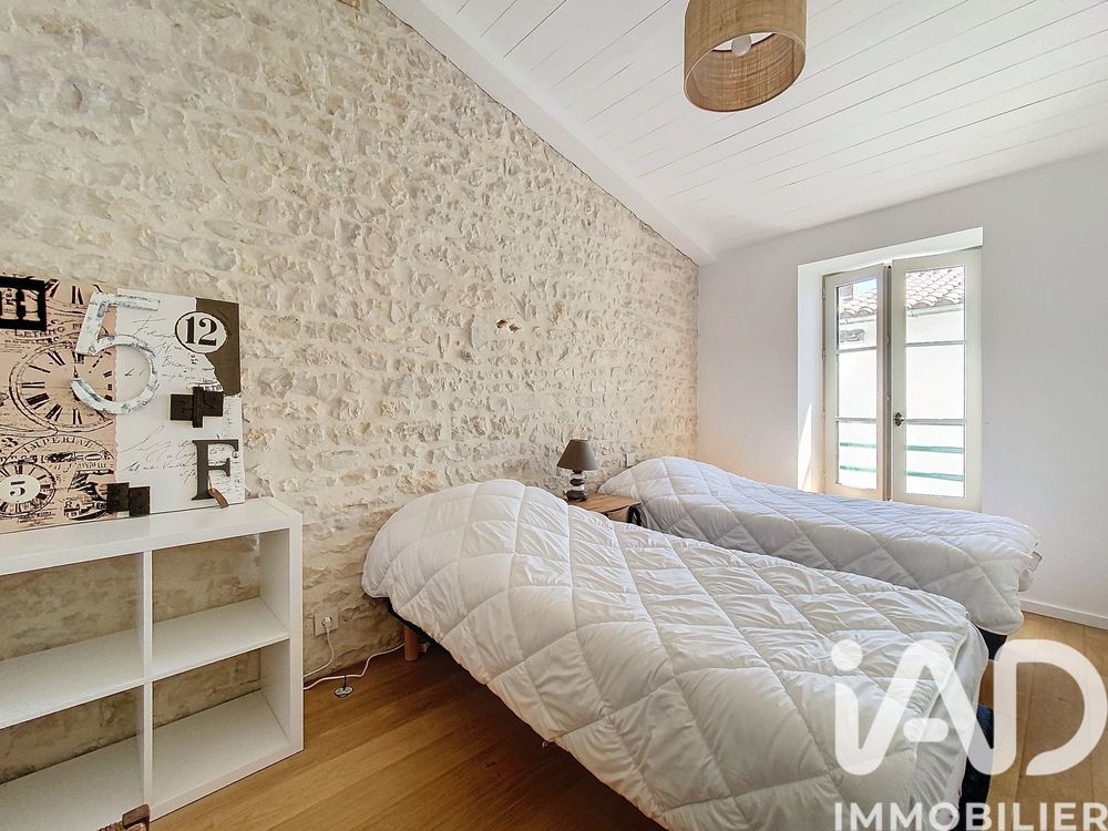 � vendre  Maison Sainte-Marie-de-R� (17740)