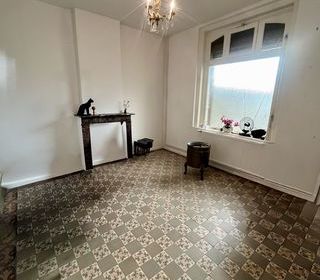  Maison � vendre 10 pi�ces 180 m�