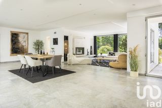  Maison � vendre 10 pi�ces 320 m�