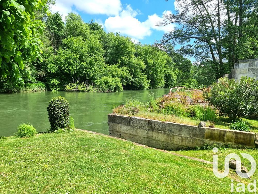 � vendre  Maison Bourg-Charente (16200)