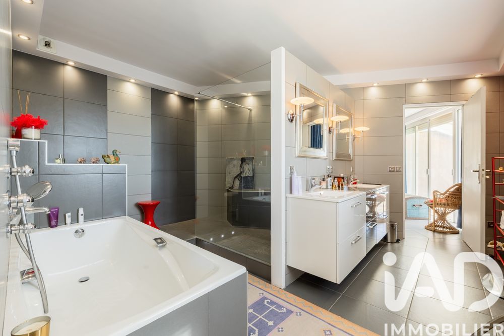 � vendre  Appartement La Rochelle (17000)