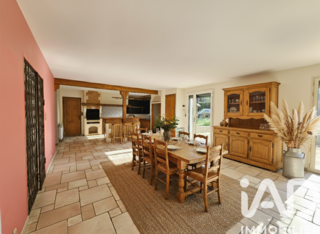  Maison � vendre 9 pi�ces 312 m�