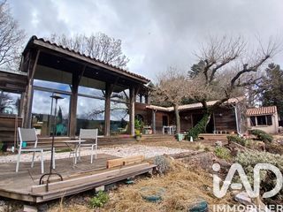  Villa � vendre 7 pi�ces 232 m�