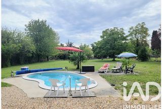  Maison � vendre 8 pi�ces 243 m�