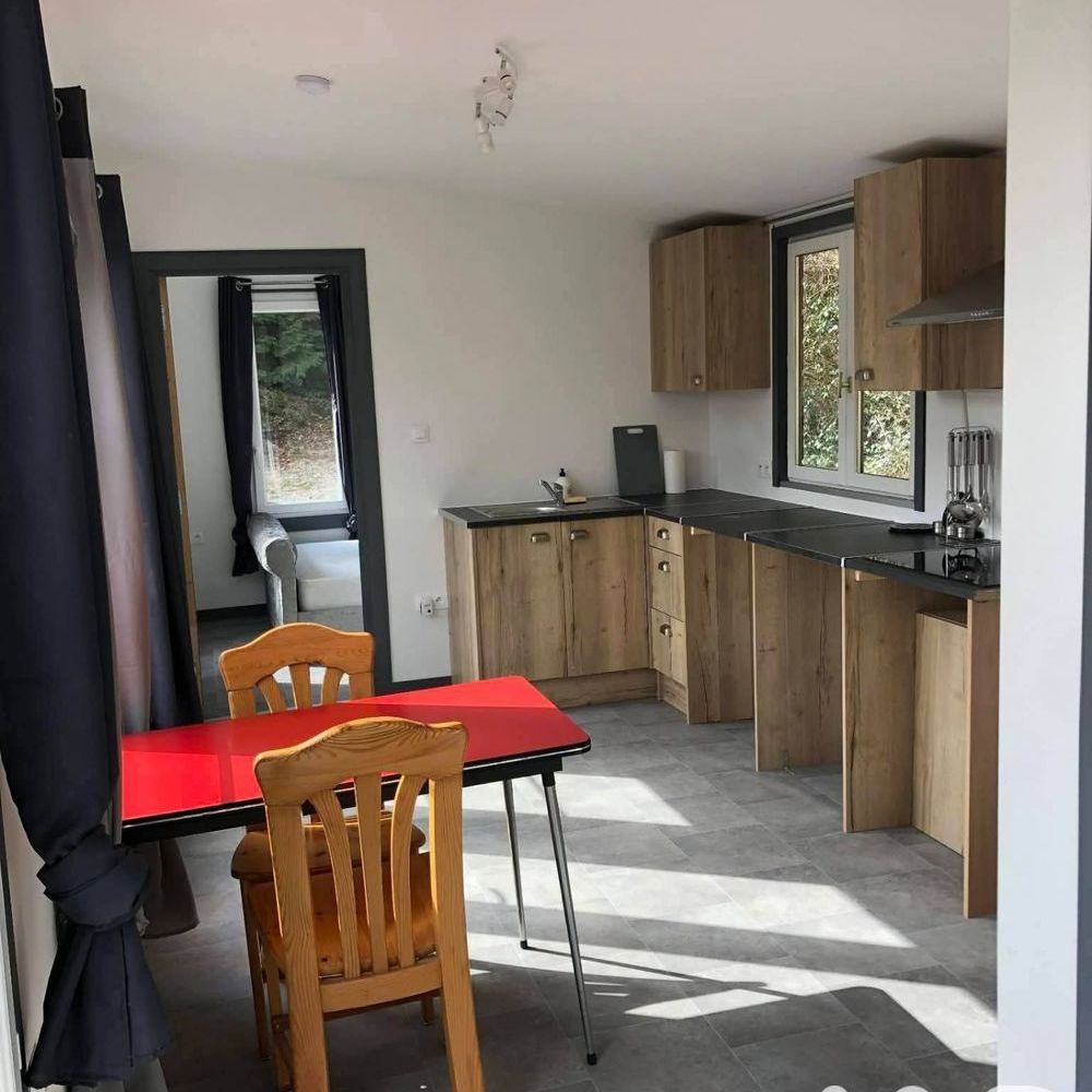 � vendre  Maison Ger (50850)