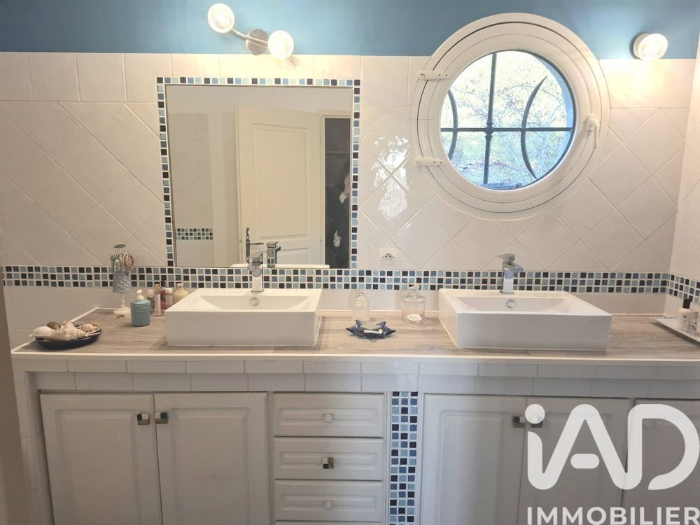 � vendre  Maison �venos (83330)