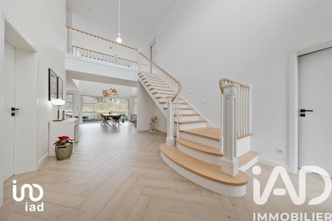   Vente Maison/villa 7 pi�ces Maison - 7 pi�ce(s) - 177 m�