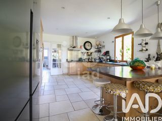  Villa � vendre 7 pi�ces 236 m�