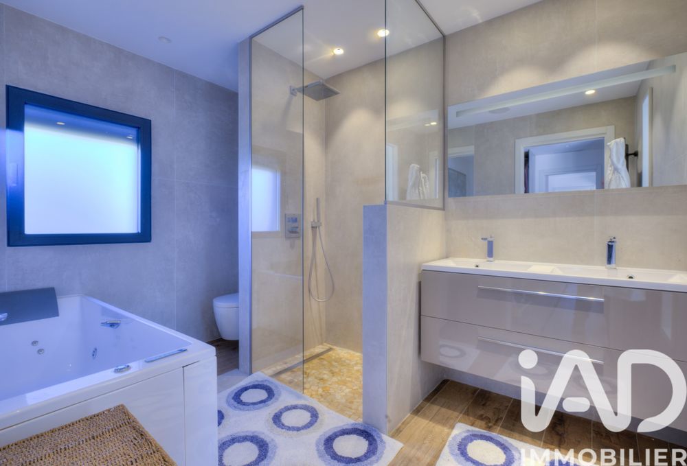 � vendre  Villa Auribeau-sur-Siagne (06810)