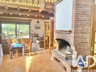  Maison � vendre 8 pi�ces 214 m�