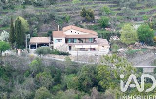  Maison � vendre 10 pi�ces 318 m�