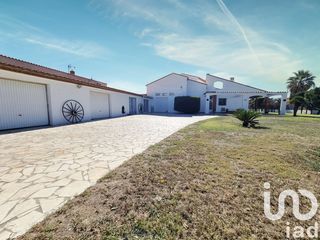  Maison � vendre 9 pi�ces 321 m�