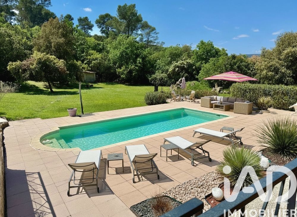 � vendre  Maison N�oules (83136)