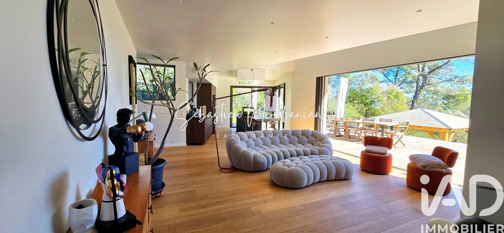 � vendre  Villa Solli�s-Ville (83210)